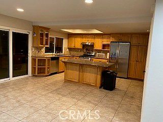 1st image of 2117 W Sycamore Ave