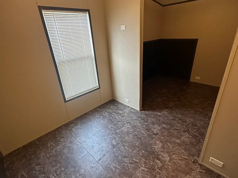 2516 Dana Cir — Photo 11