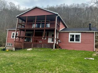 5189 Vadis Rd, Alum Bridge, WV 26321