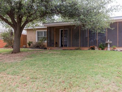 1613 San Carlos St, Sweetwater, TX, 79556
