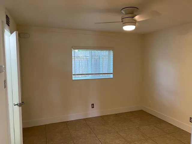 Bedroom
New A/C!