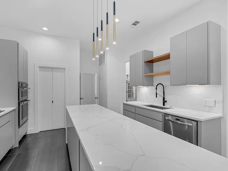 414 New Lido Dr — Photo 9