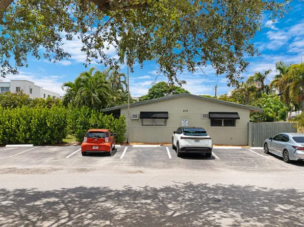 2117 NE 14TH Avenue #1-4, Wilton Manors, FL 33305