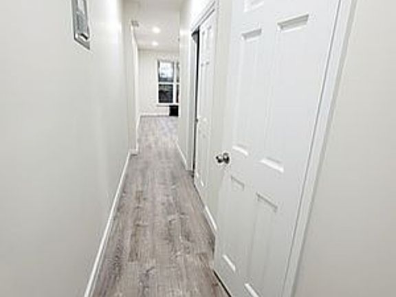 5th image of 335 W 19th St #A20