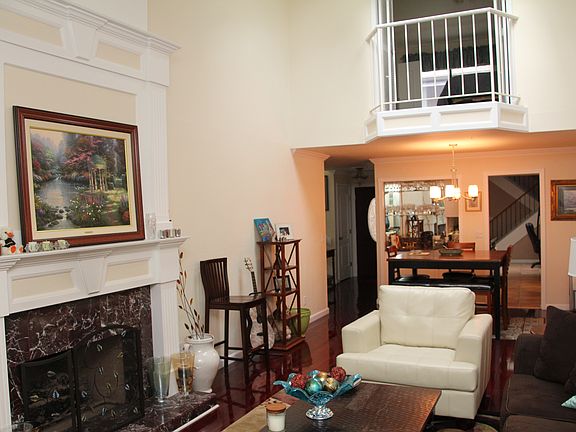 Living Rm