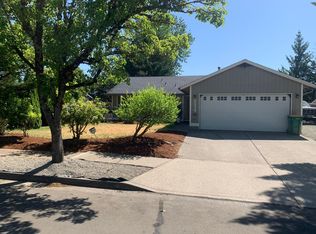 2214 SW Spence Ct, Troutdale, OR 97060