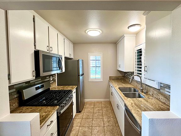 5th image of 10345 Azuaga St Unit 77