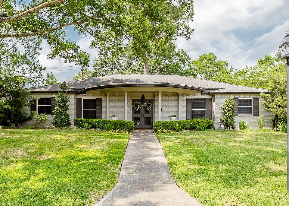 1st image of 10002 Briar Rose Dr