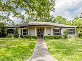 10002 Briar Rose Dr, Houston, TX 77042