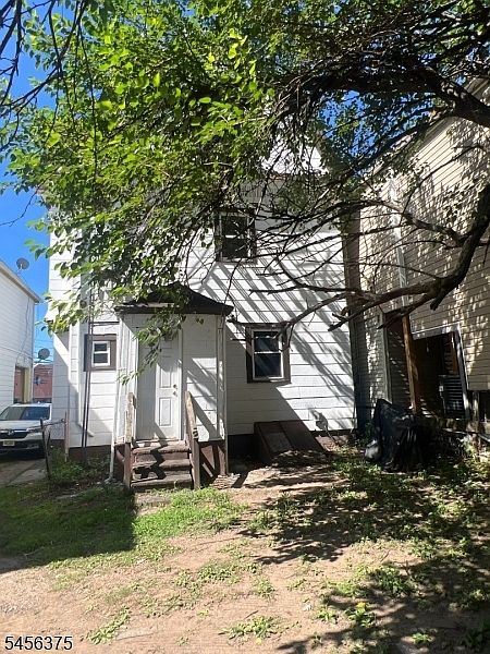 1st image of 68 Hoover Ave