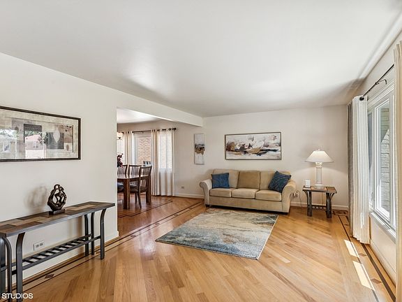 2nd image of 4904 N Newland Ave