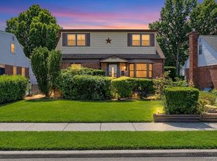 7 Edward Avenue, Hicksville, NY 11801