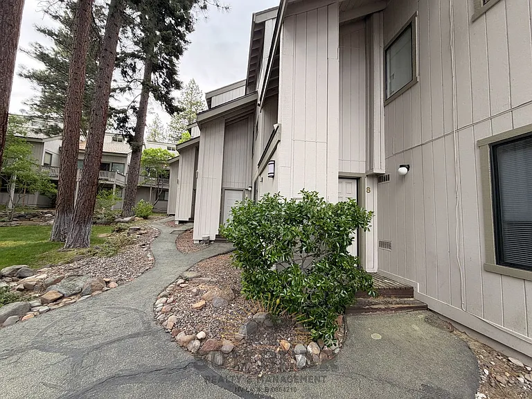 770 Southwood Blvd #8 — Photo 15