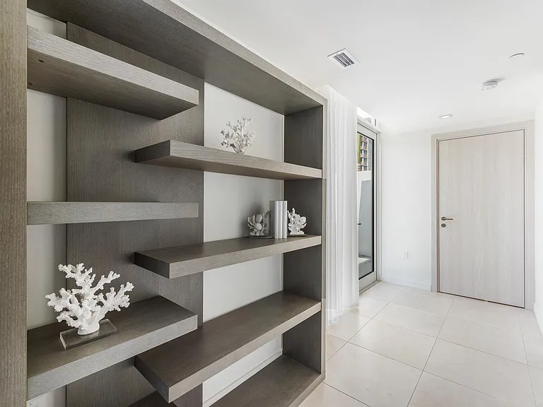 401 N Birch Rd #Townhouse 1 — Photo 7