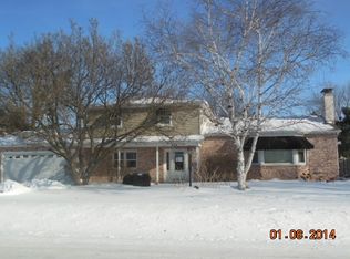 323 Seminole Rd, Janesville, WI 53545