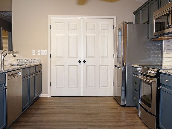 5th image of 3061 Maddie Ln