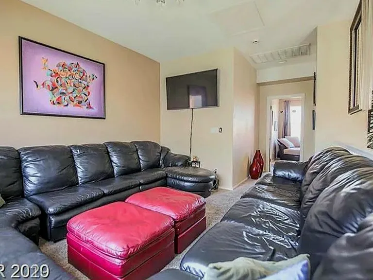 10365 Bent Willow Ave — Photo 6