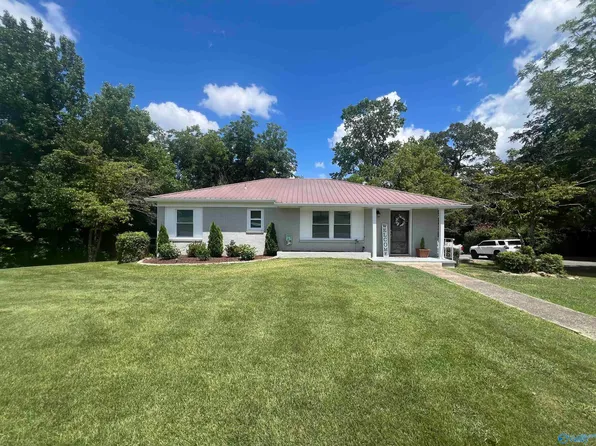 712 4th Ave SW, Cullman, AL 35055