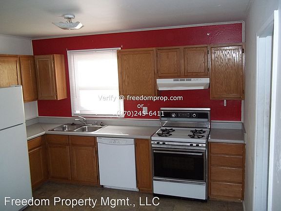 4th image of 1755 Glenwood Ave