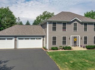 12348 Squirrel Tree Ln, Belvidere, IL 61008