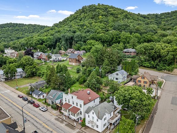 2nd image of 305 N Main St