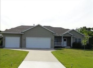 2507 River Rd, Marshall, MN 56258