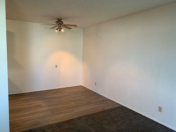3rd image of 4910 50th St #202