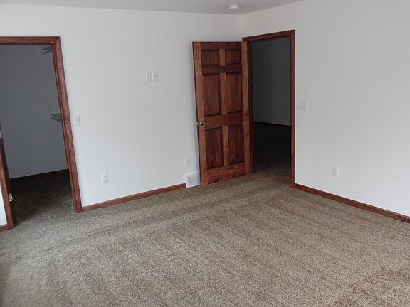 2nd bedroom - Upstairs