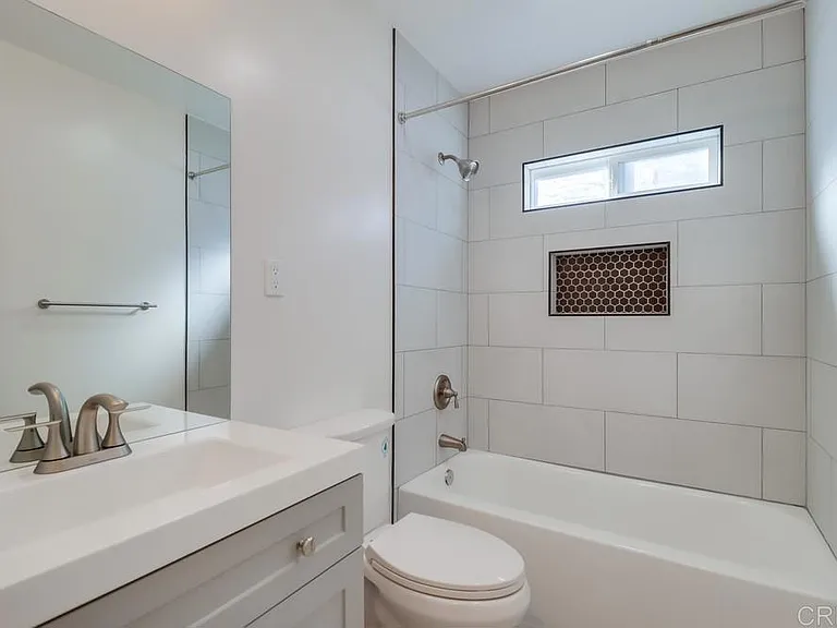 756 Madison Ave #B — Photo 20