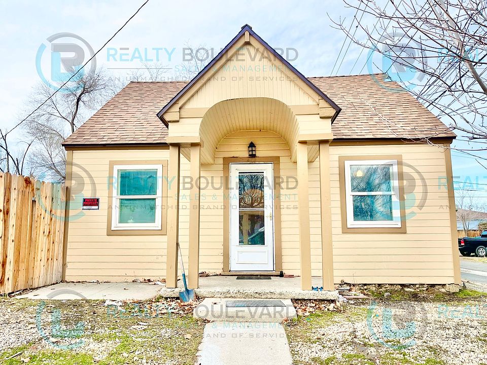 1st image of 919 19th St #B