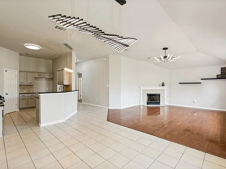 111 Copperwood Loop — Photo 16