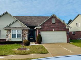 52793 Sable Dr, Macomb, MI