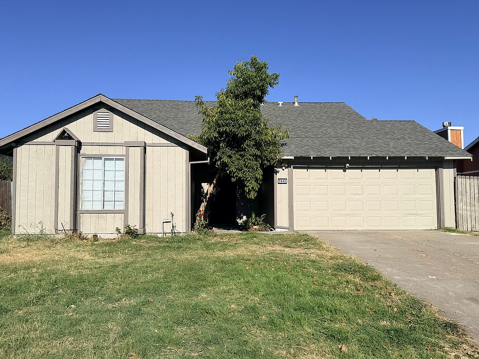 1st image of 3841 Sparrowood Way