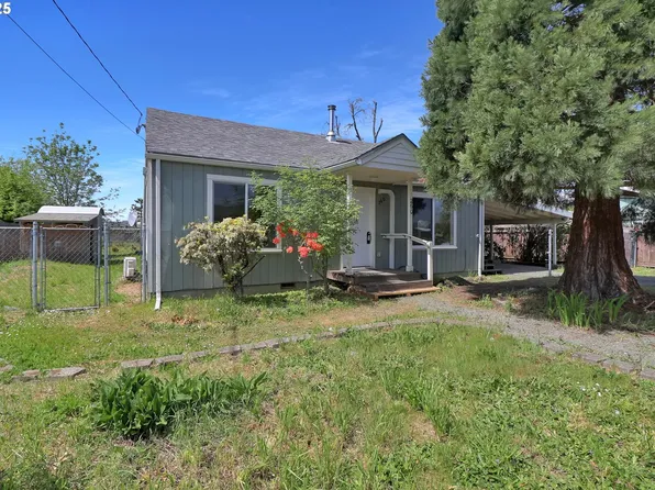 260 Chapman Ln, Springfield, OR 97478