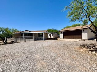 5750 E Wade Ln, Hereford, AZ 85615