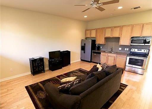 2nd image of 2931 E 12th St Unit 205