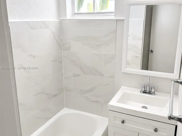 500 13th St #7, Miami Beach, FL 33139
