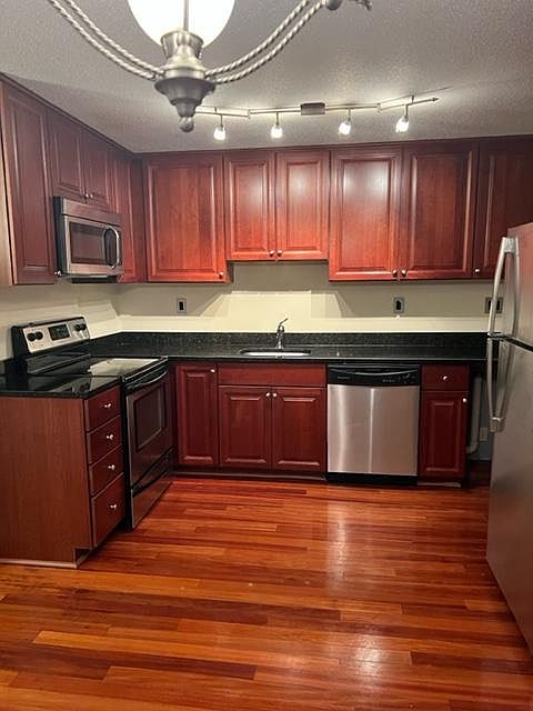 1st image of 1710 Skyline Dr Unit 11