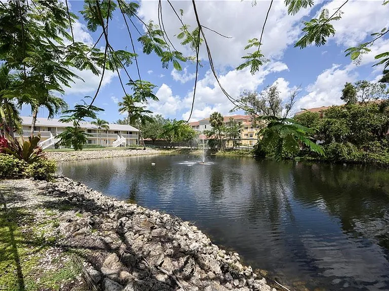 4625 Bayshore Dr #D16 — Photo 17