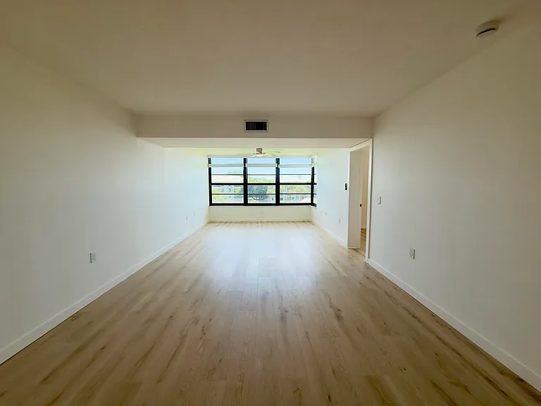3710 Whitehall Dr #404 — Photo 5