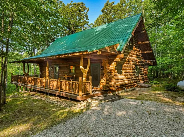 245 Rollaway Trl, Manton, MI 49663