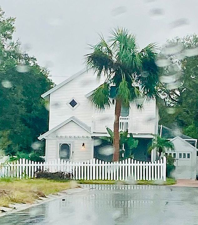 1st image of 16 Pine Ave