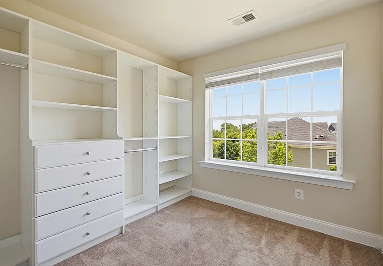 300 Camillia Pl — Photo 15