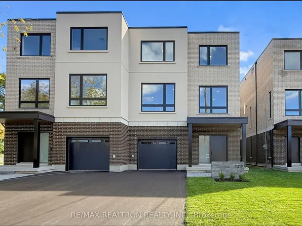 126 Dunbar Rd, Mississauga, ON L5B 1G4