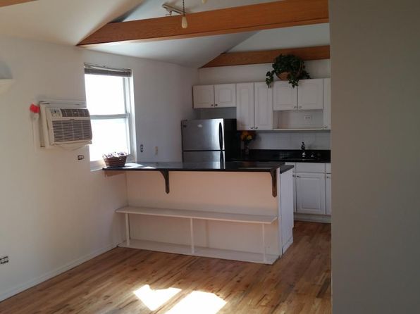 2321 W Belmont Ave APT 3R