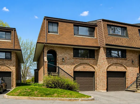 2 Bertona St #30, Ottawa, ON K2G 0W2