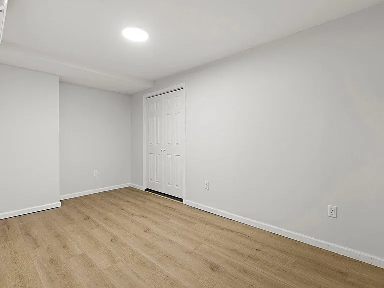173 Van Horne St #1 — Photo 16