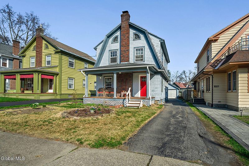 3rd image of 814 Rankin Avenue