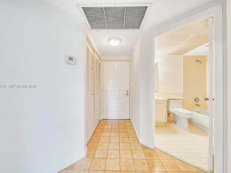 8290 Lake Dr #236 — Photo 8