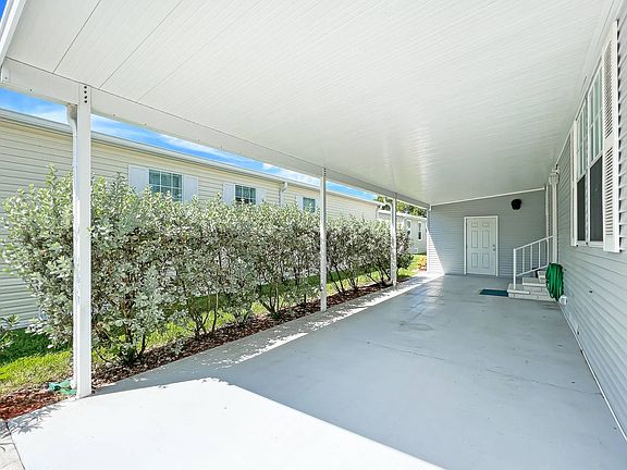 4th image of 34 Esper Ct